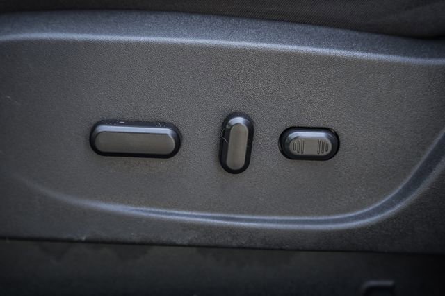 Used 2019 Ford Escape Titanium AWD/4WD image 33