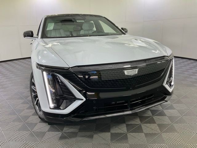 New 2026 Cadillac Lyriq Sport image 8