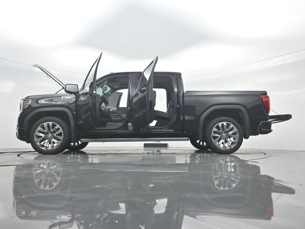 Used 2023 GMC Sierra 1500 Denali w/ Denali Reserve Package AWD/4WD image 54