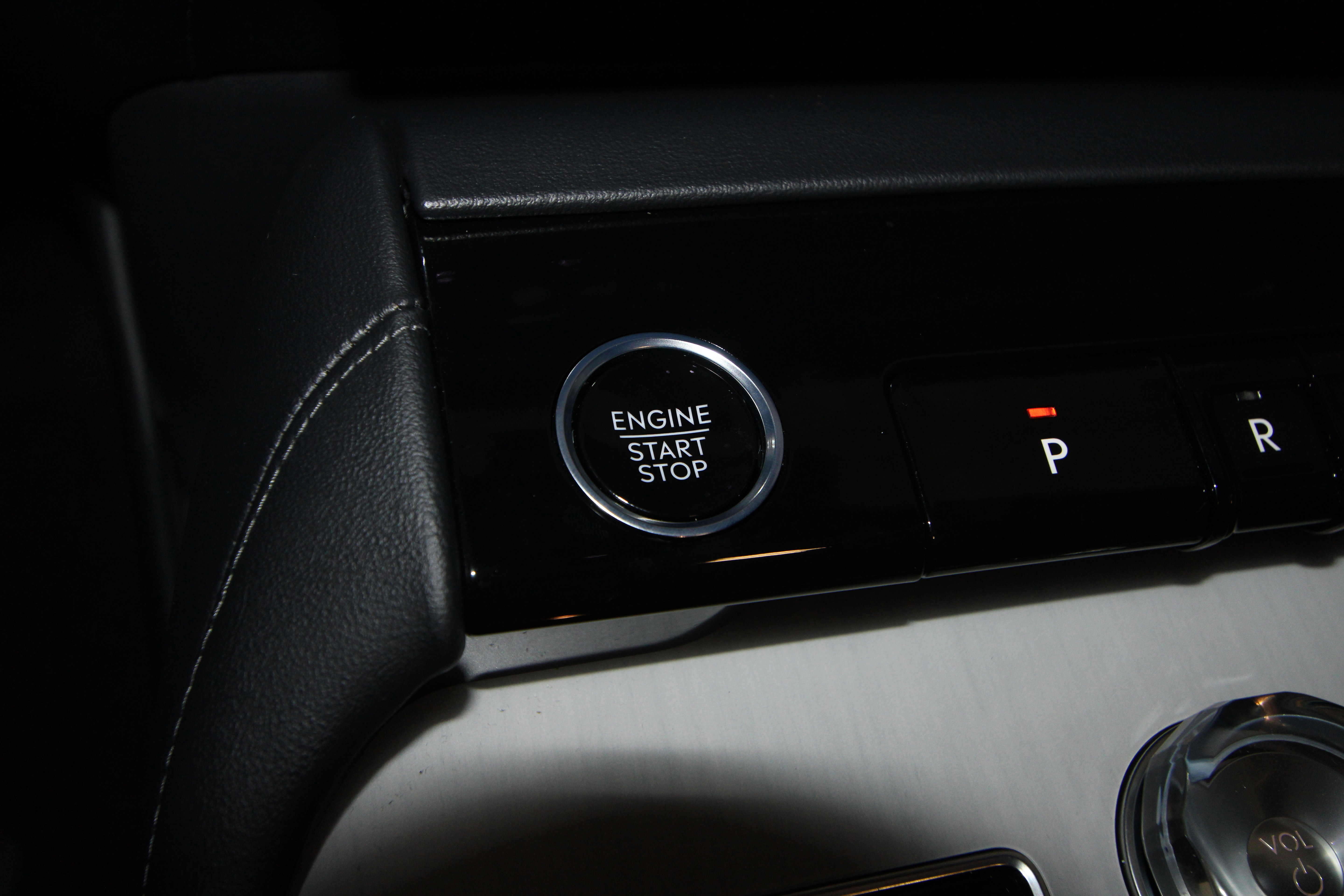 New 2026 Lincoln Navigator L Reserve w/ Jet Appearance Package image 10