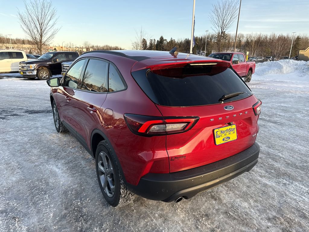 Used 2025 Ford Escape ST-Line w/ Tech Pack #1 image 8
