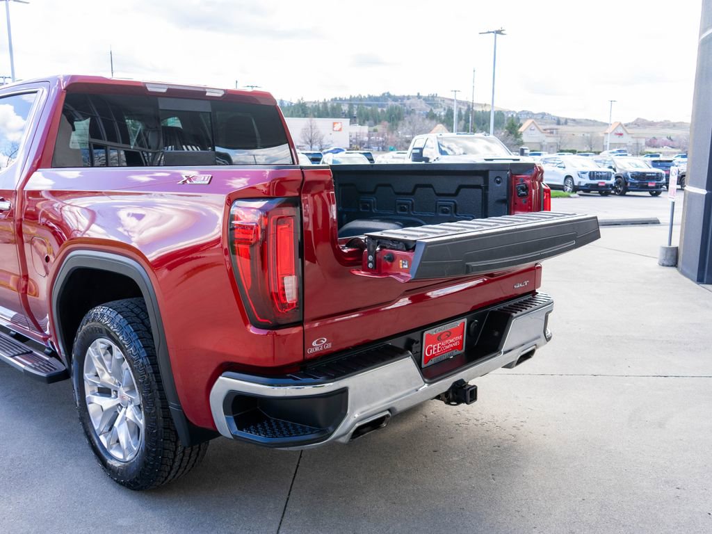 Used 2021 GMC Sierra 1500 SLT w/ SLT Premium Package AWD/4WD image 35