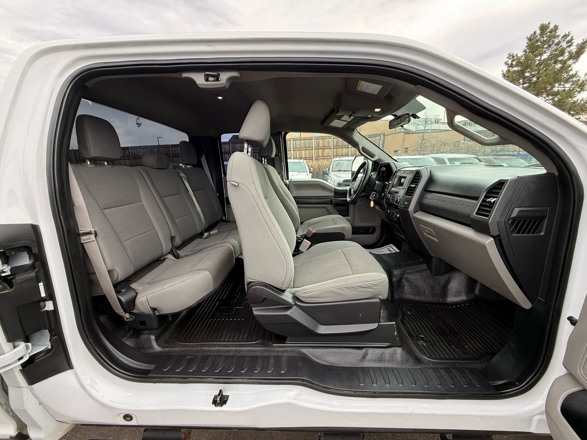 Used 2019 Ford F250 XL w/ Power Equipment Group AWD/4WD image 26