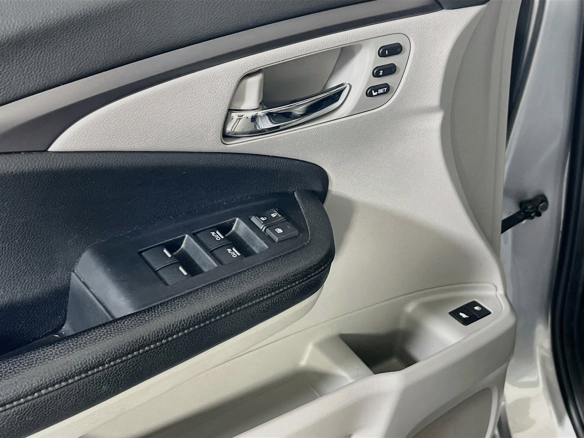 Used 2021 Honda Pilot EX-L image 17