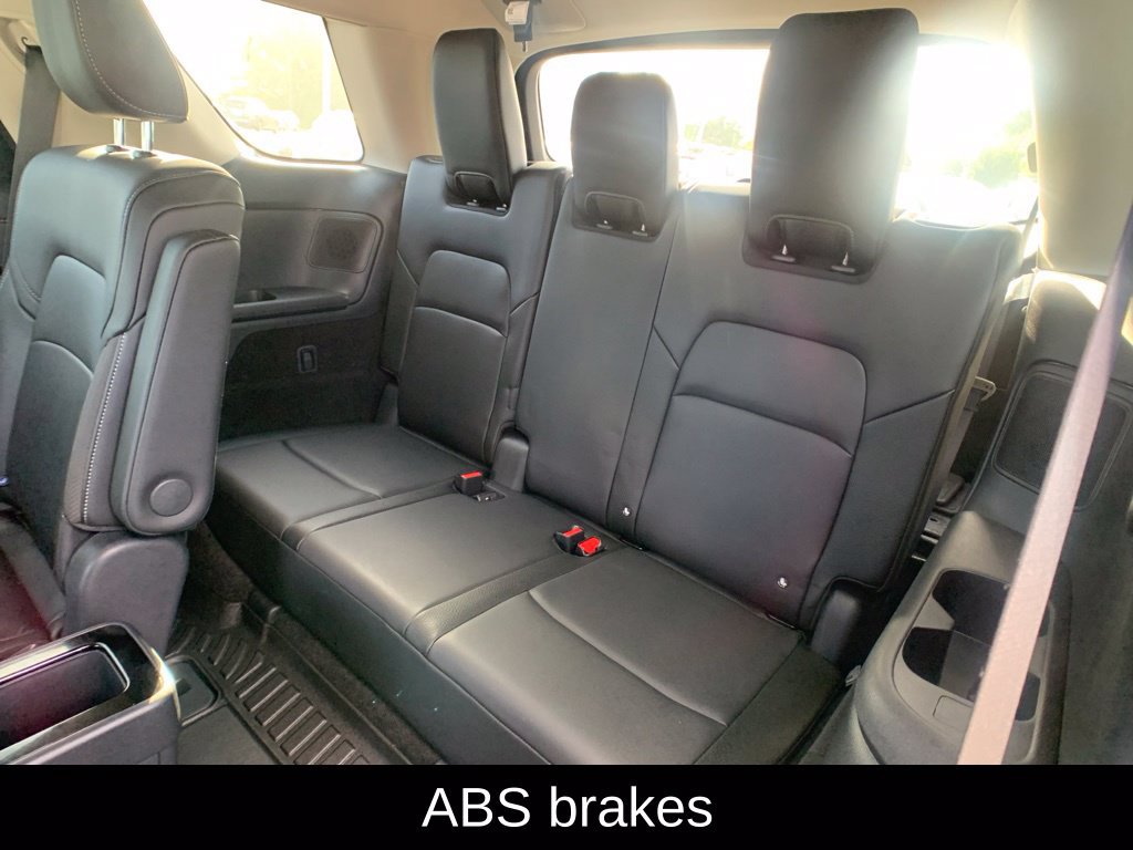 Used 2025 Nissan Pathfinder SL w/ SL Premium Package AWD/4WD image 29