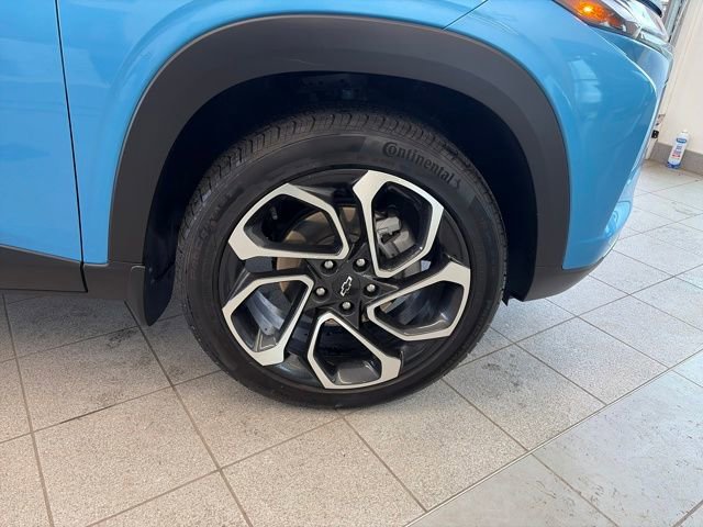 Used 2025 Chevrolet Trax RS w/ Driver Confidence Package image 64