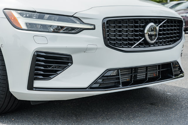 Certified 2024 Volvo S60 T8 Plus w/ Climate Package AWD/4WD image 12