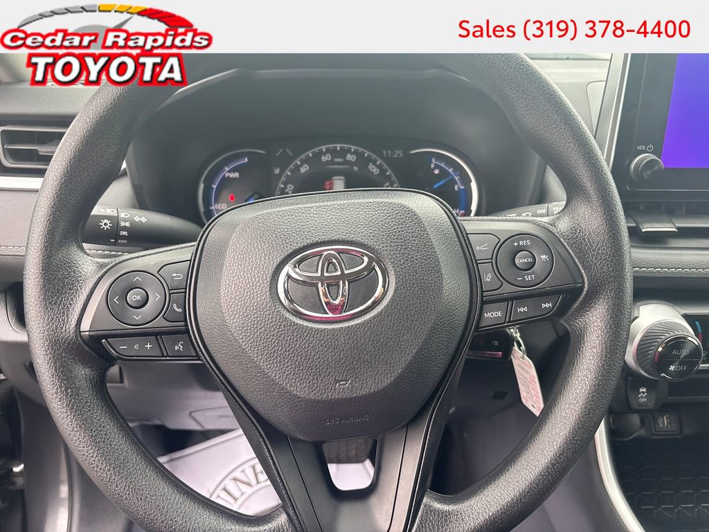 Certified 2025 Toyota RAV4 LE AWD/4WD image 17