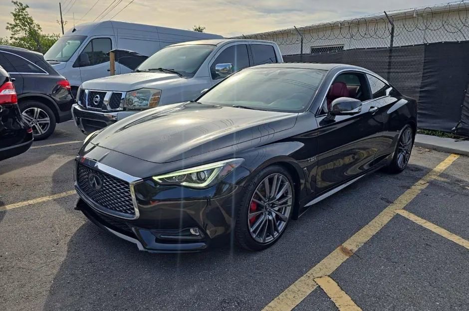Used 2017 INFINITI Q60 Red Sport 400