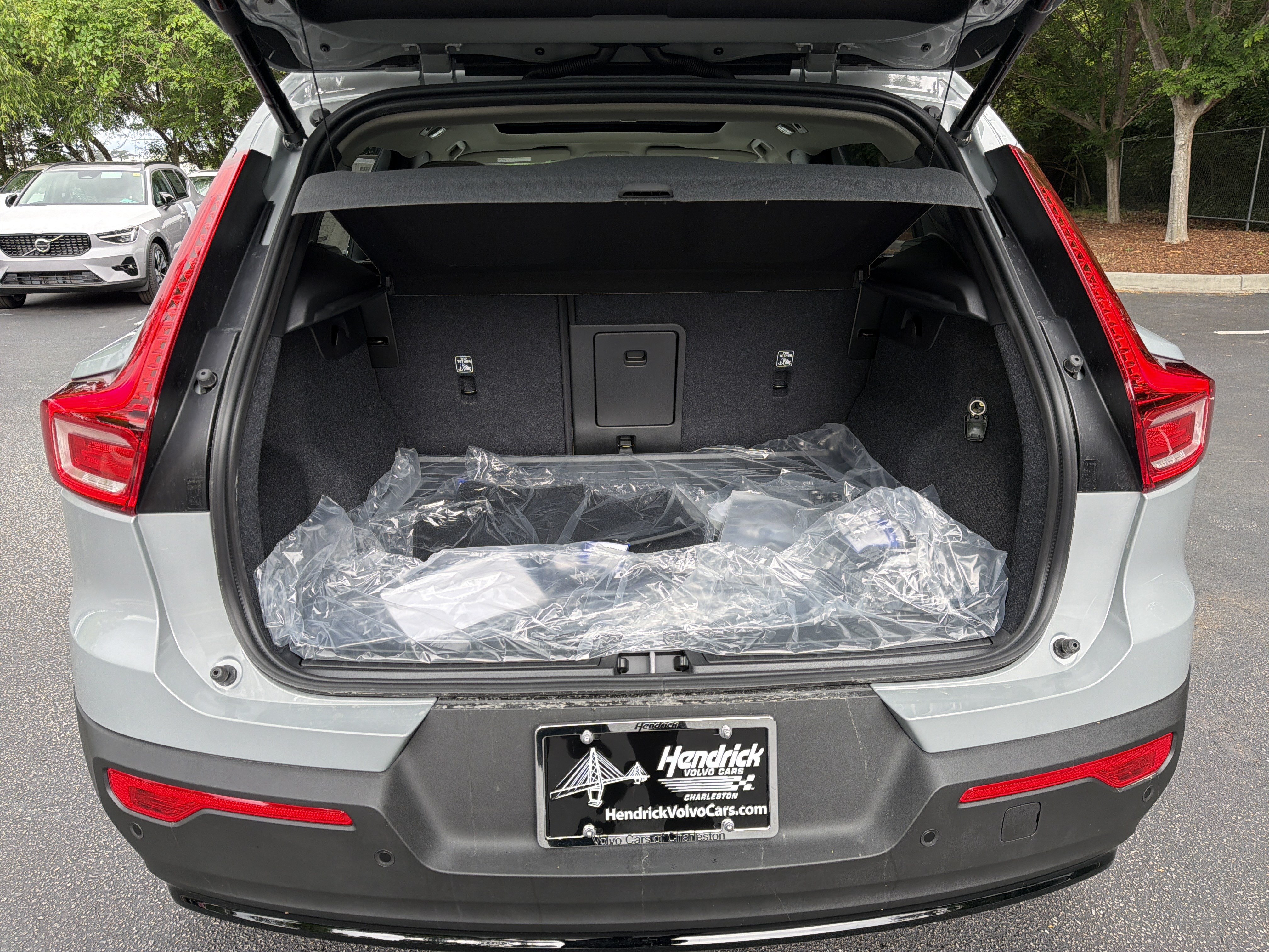 New 2026 Volvo XC40 B5 Ultra w/ Protection Package Premier AWD/4WD image 35