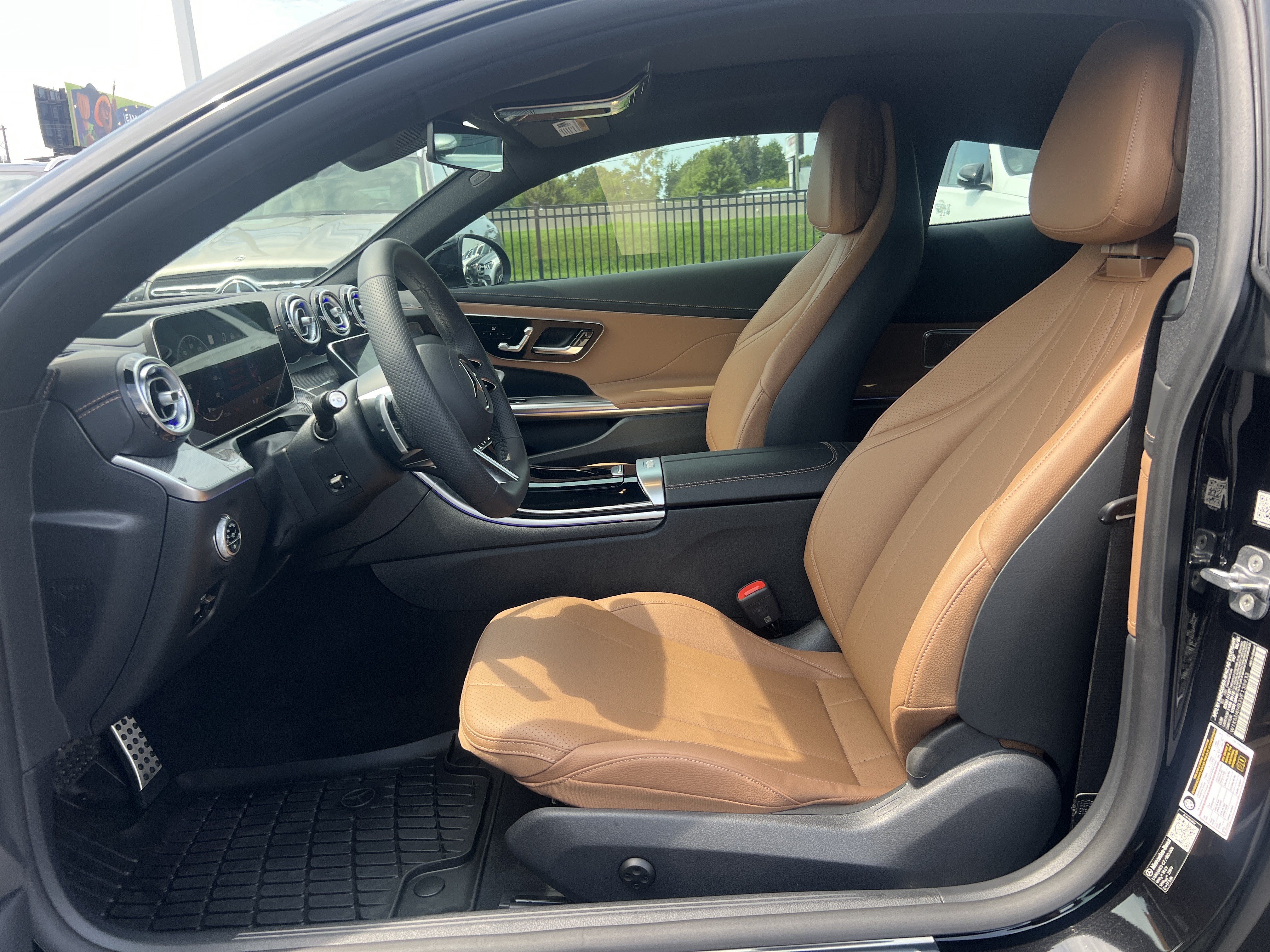 Used 2027 Mercedes-Benz CLE 300 4MATIC Coupe image 18