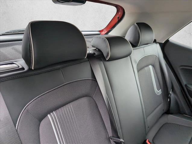 Certified 2023 Hyundai Venue Limited w/ Cargo Package FWD image 22