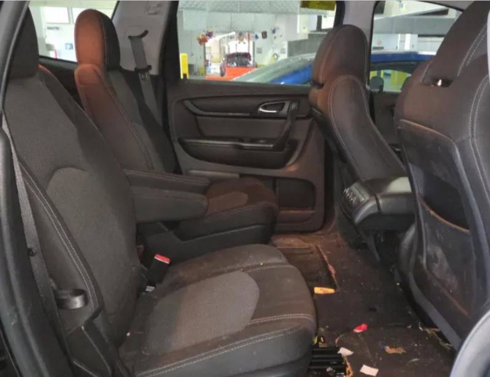 Used 2017 Chevrolet Traverse LT w/ Style and Technology Package image 9