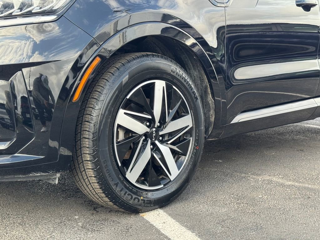 Used 2023 Kia Sorento S w/ Panoramic Sunroof Package image 10