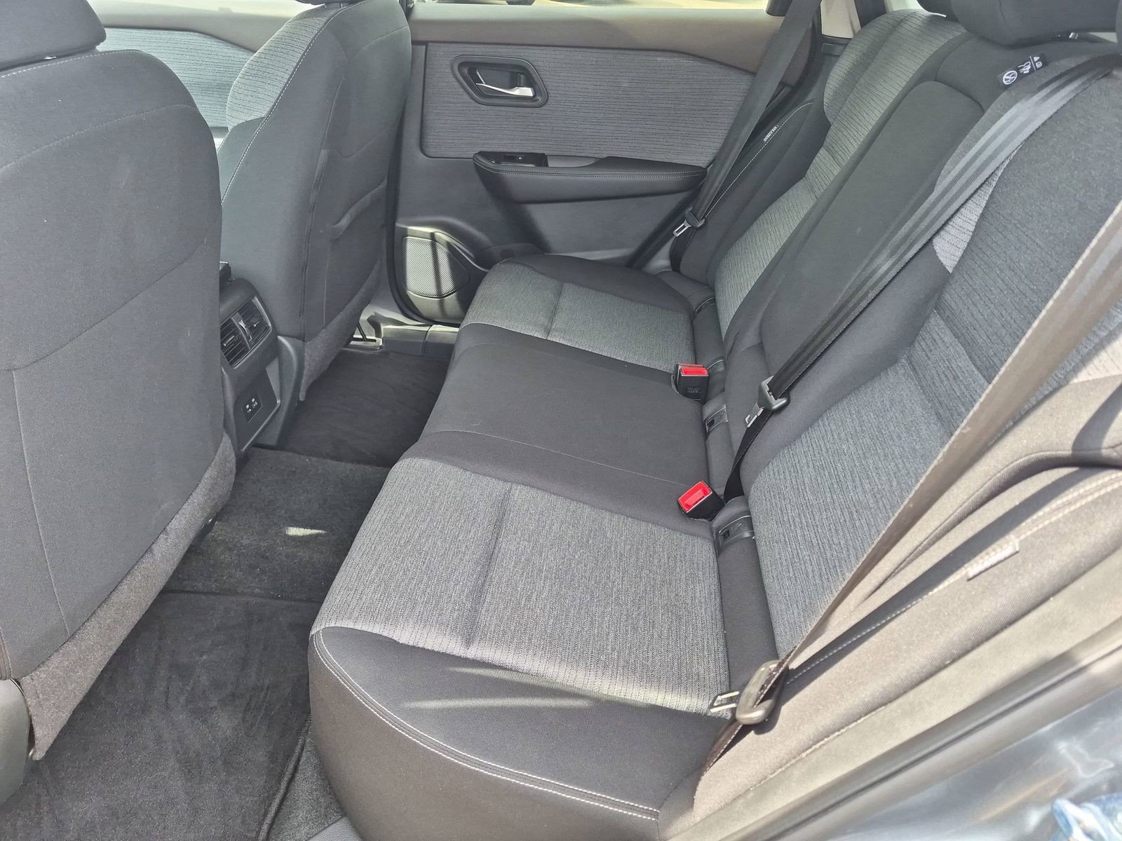 Certified 2023 Nissan Rogue SV AWD/4WD image 30