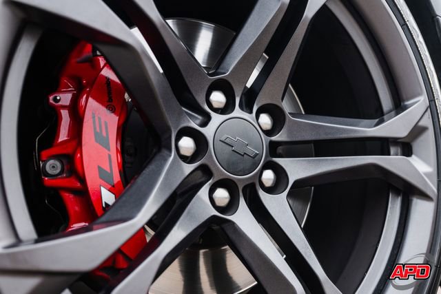 Used 2018 Chevrolet Camaro SS image 3