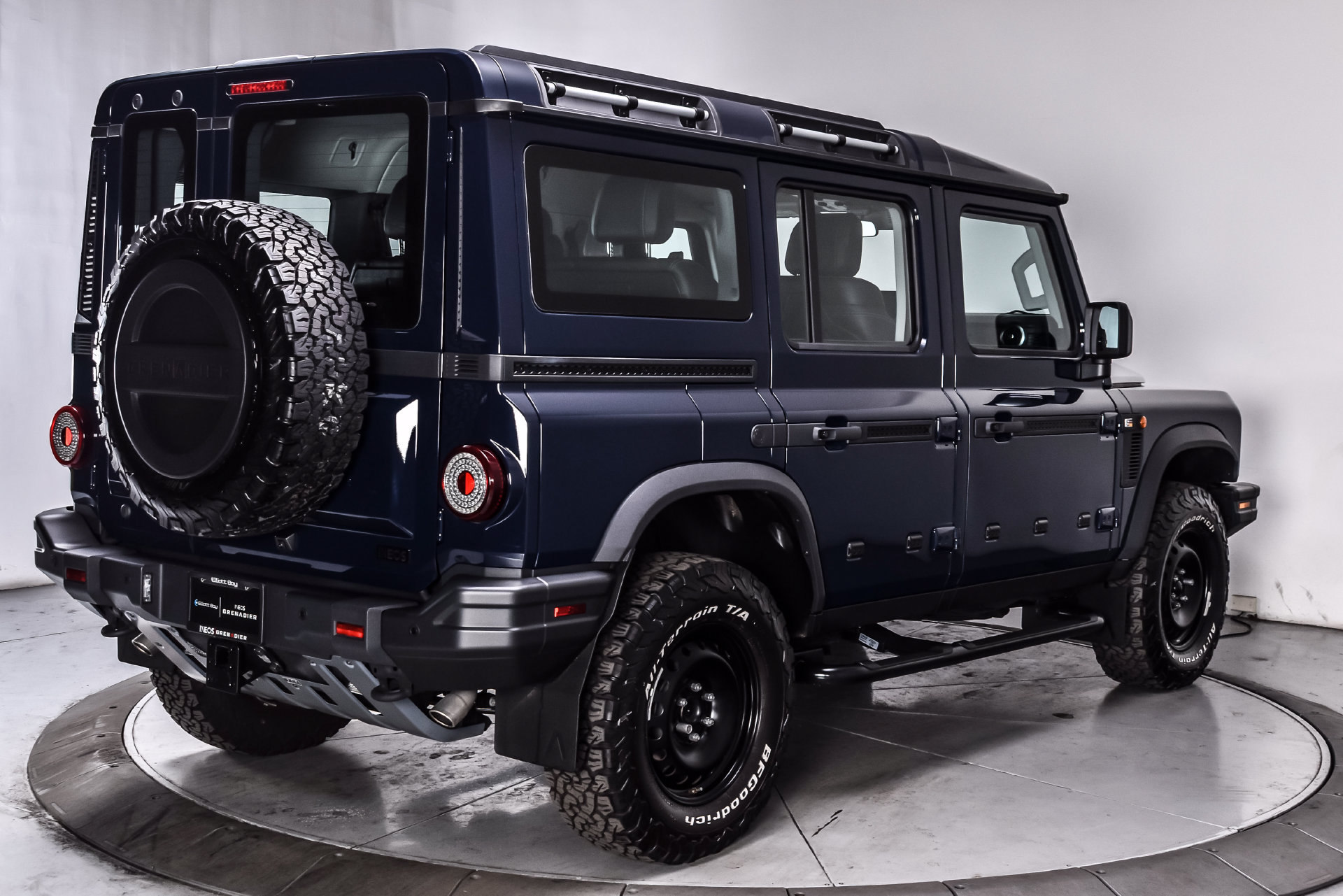 Used 2025 INEOS Grenadier Station Wagon AWD/4WD image 5