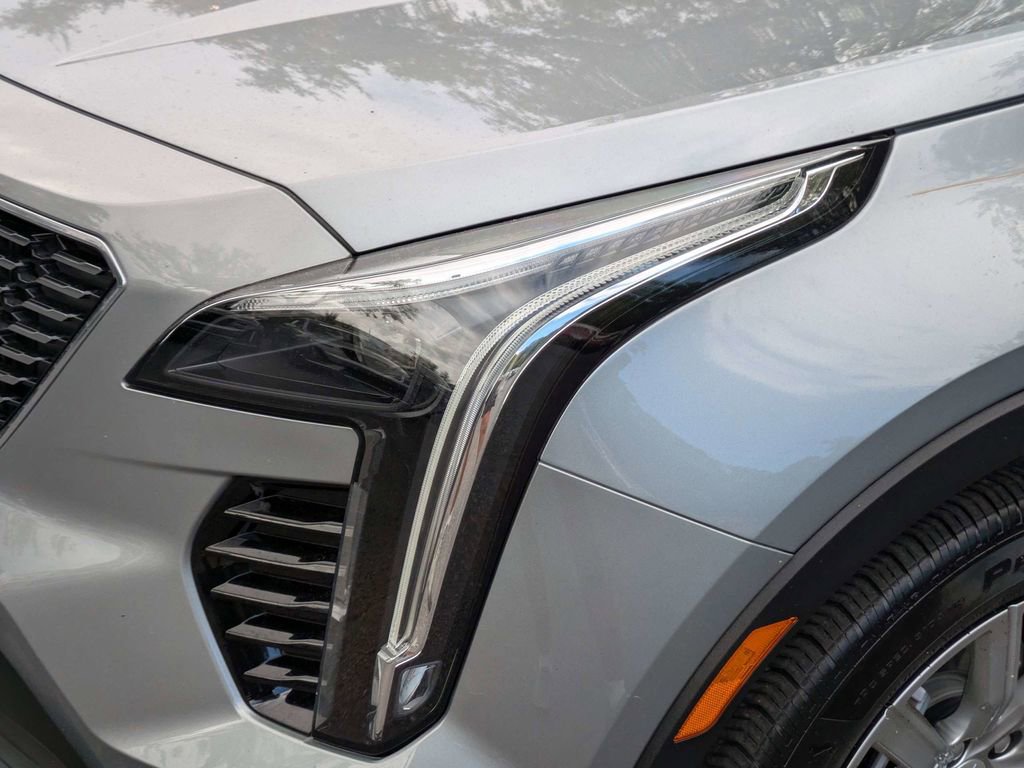 Certified 2023 Cadillac XT4 Premium Luxury w/ Technology Package FWD image 12