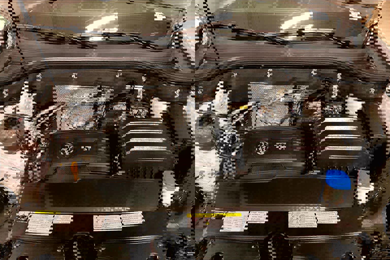 Used 2021 Volkswagen Atlas SEL Premium image 28