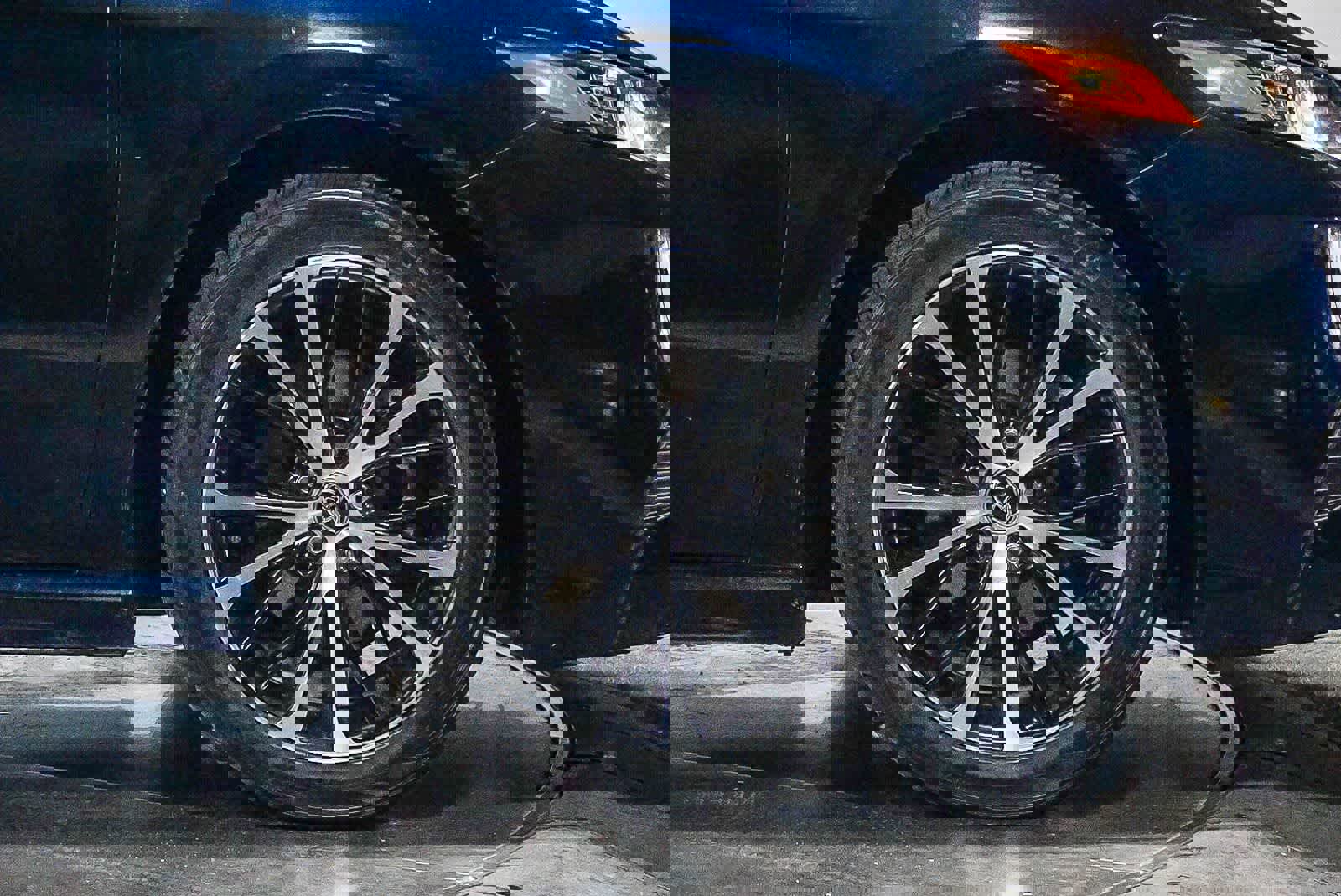 Certified 2020 Toyota Camry SE w/ Carpet Mat Package image 7