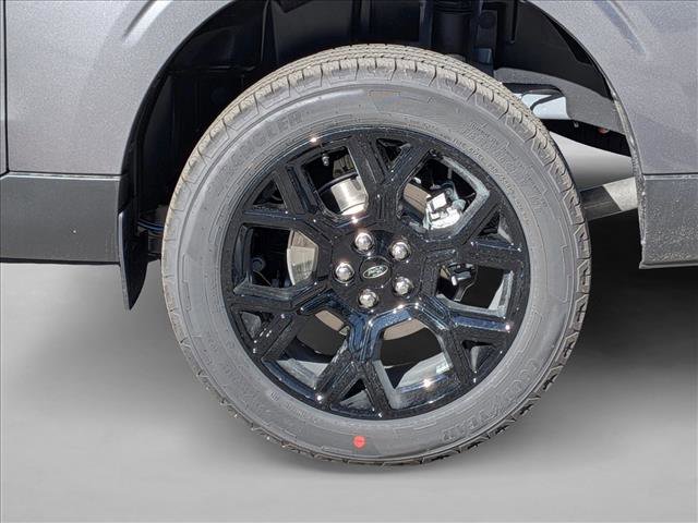 New 2025 Ford Maverick Lariat w/ Black Appearance Package image 10