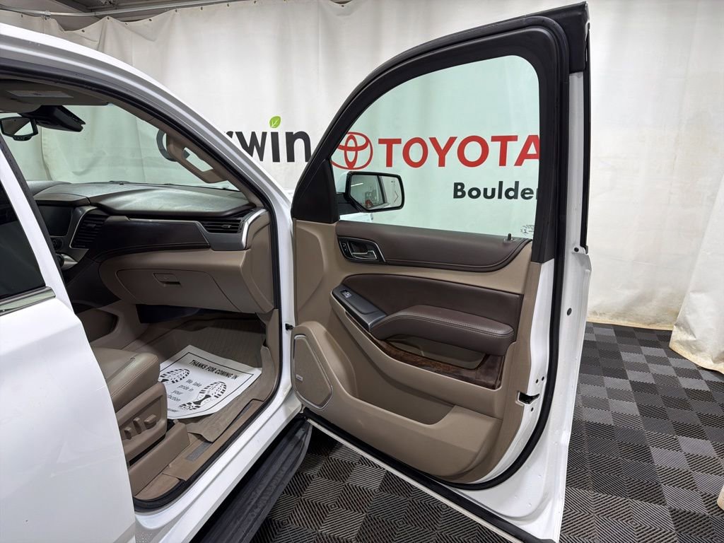 Used 2020 Chevrolet Suburban LT image 10