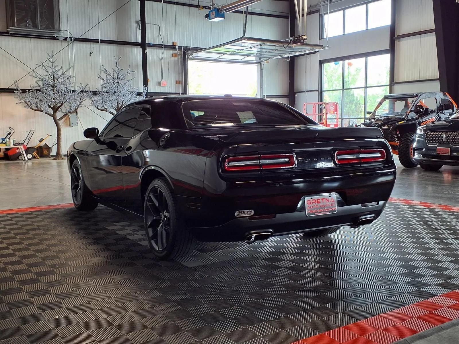 Used 2021 Dodge Challenger SXT w/ Blacktop Package RWD image 4