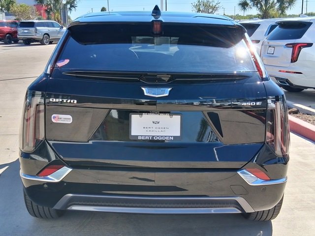 New 2026 Cadillac Optiq Luxury 1 image 5