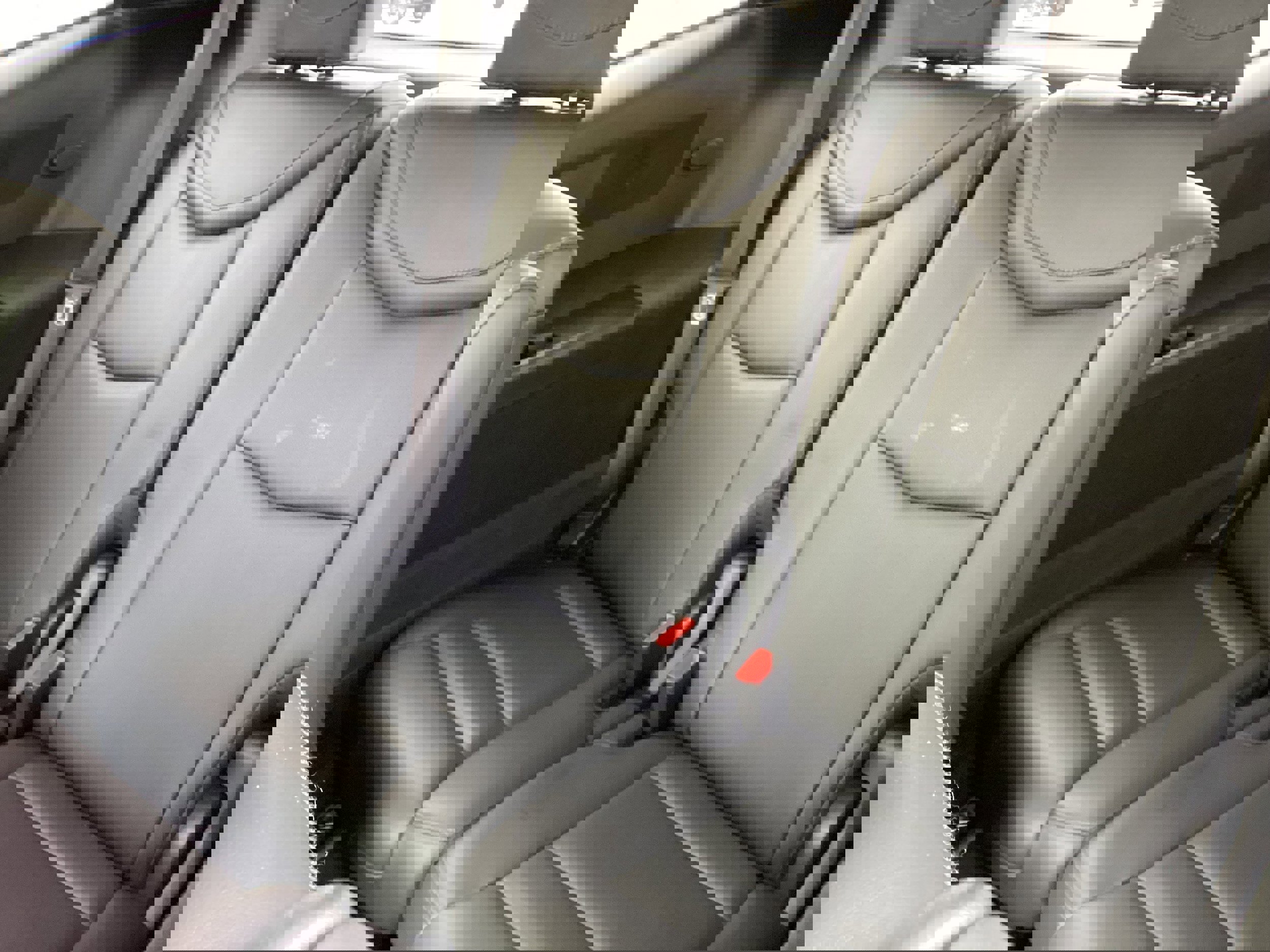 Used 2025 Cadillac XT6 Premium Luxury image 14