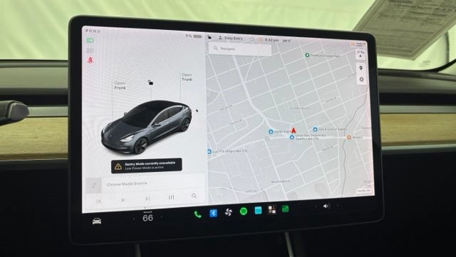 Used 2020 Tesla Model 3 Standard Range Plus RWD image 31