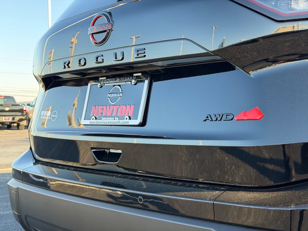 New 2026 Nissan Rogue SV AWD/4WD image 32
