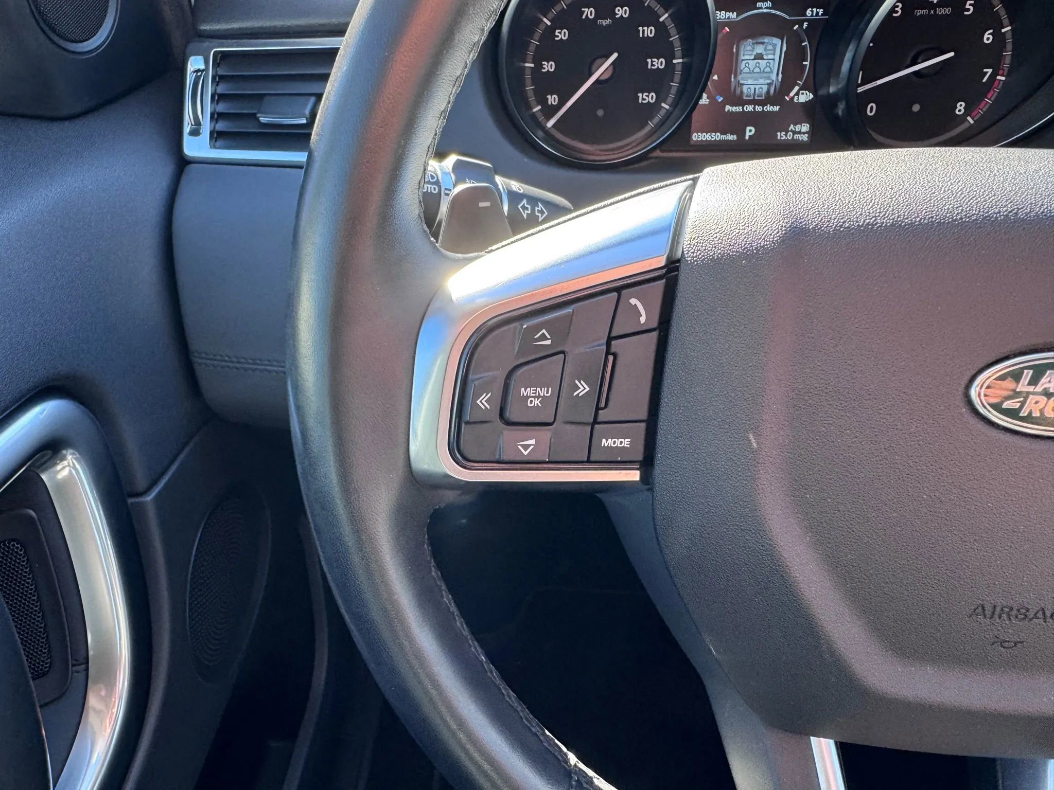 Used 2019 Land Rover Discovery Sport HSE image 27