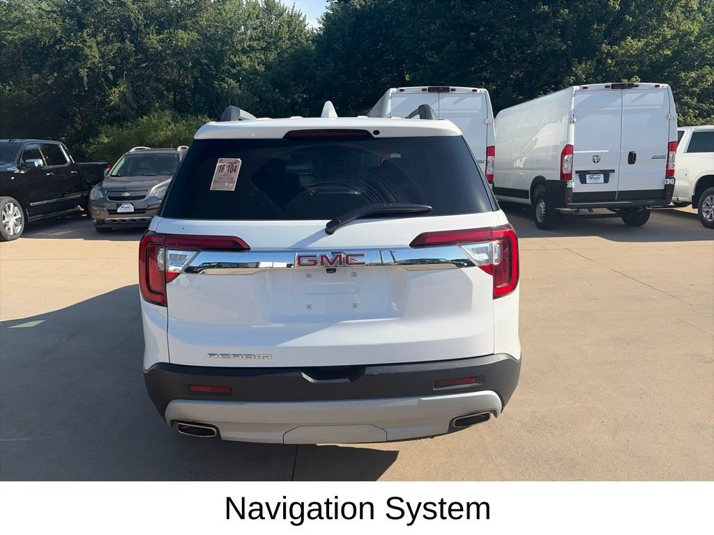 Used 2023 GMC Acadia SLT FWD image 9