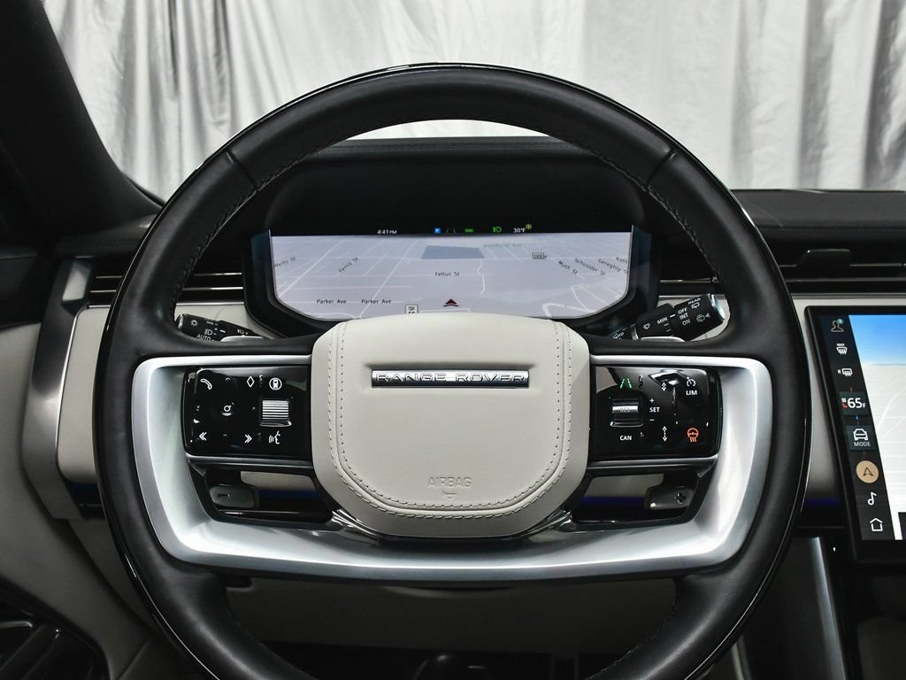 Used 2025 Land Rover Range Rover SE AWD/4WD image 47