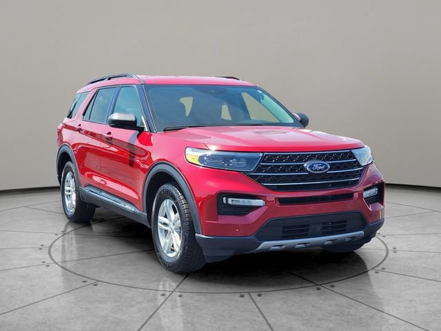 Certified 2023 Ford Explorer XLT w/ Equipment Group 202A AWD/4WD image 14