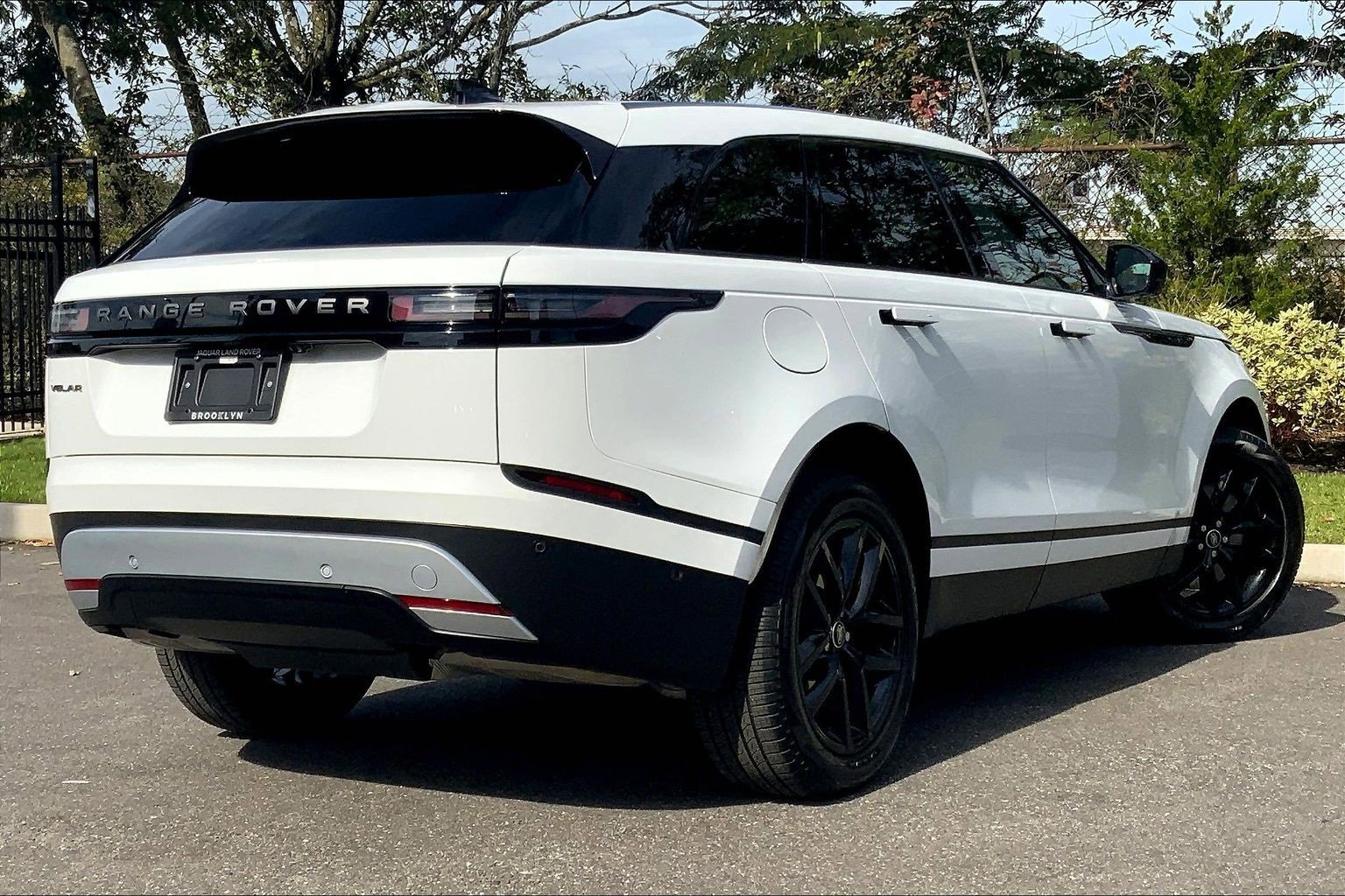 Used 2026 Land Rover Range Rover Velar S image 12