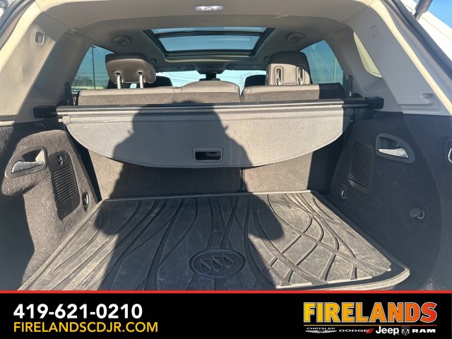 Used 2019 Buick Envision Premium w/ Driver Confidence Package image 11