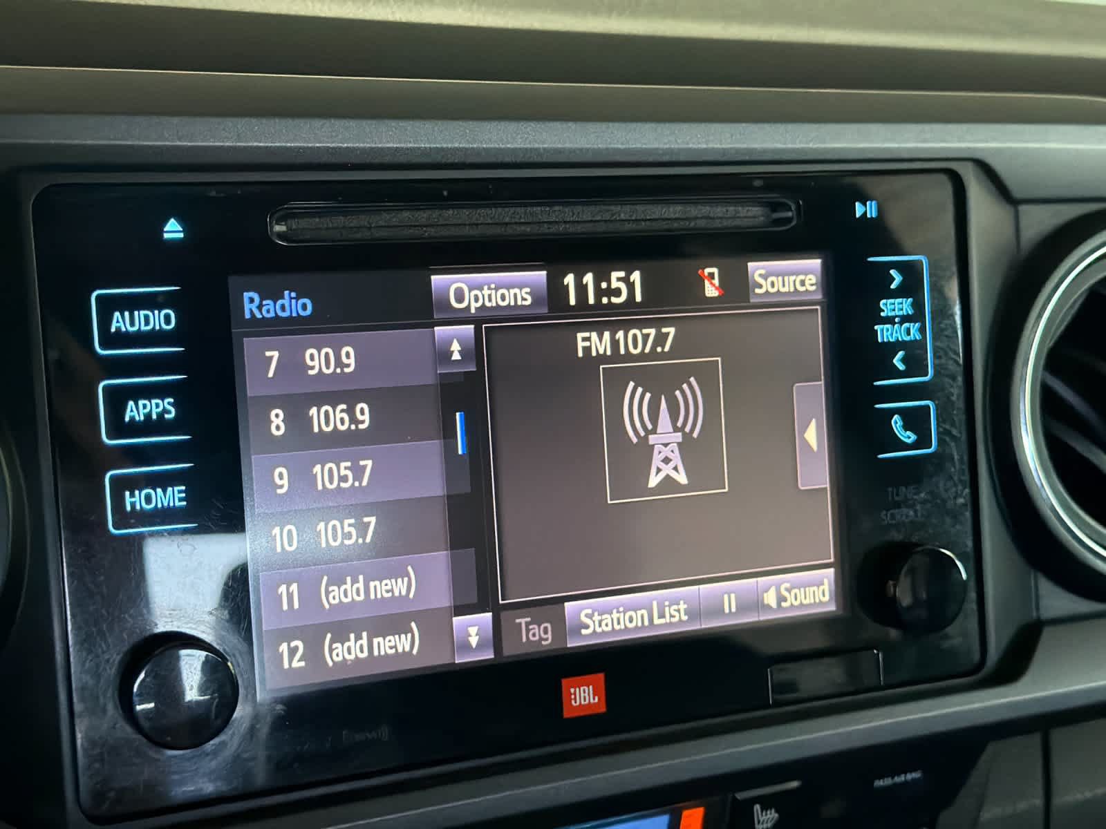 Used 2019 Toyota Tacoma TRD Off-Road AWD/4WD image 19