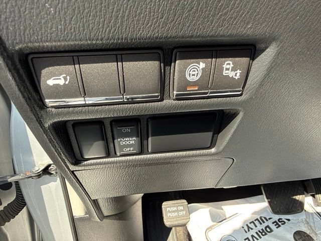 Used 2014 INFINITI QX80 4WD w/ Deluxe Touring Package image 23