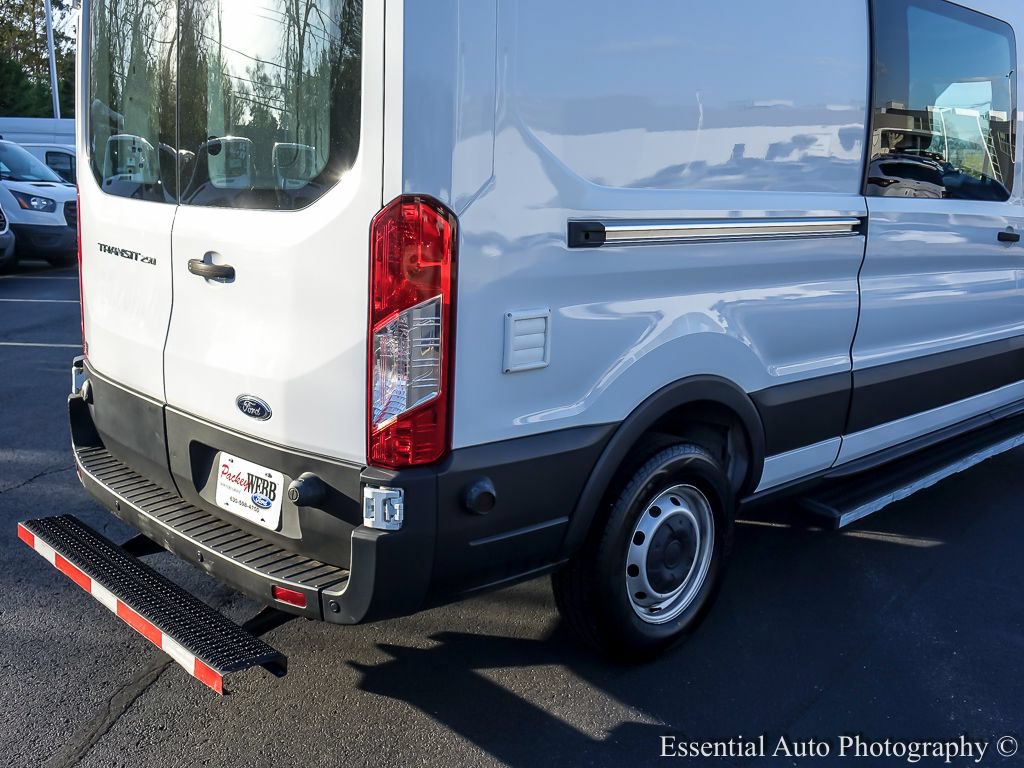 Used 2019 Ford Transit 250 148 Medium Roof RWD image 7