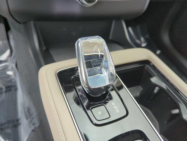 New 2026 Volvo XC90 B6 Plus w/ Protection Package AWD/4WD image 22