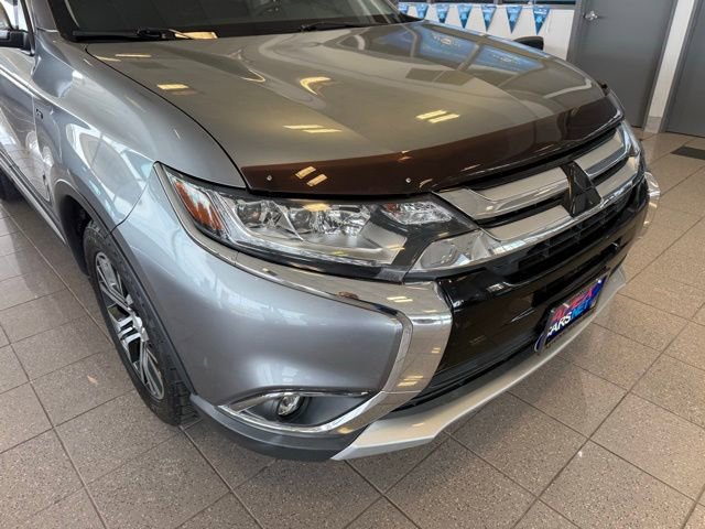 Used 2017 Mitsubishi Outlander GT image 8
