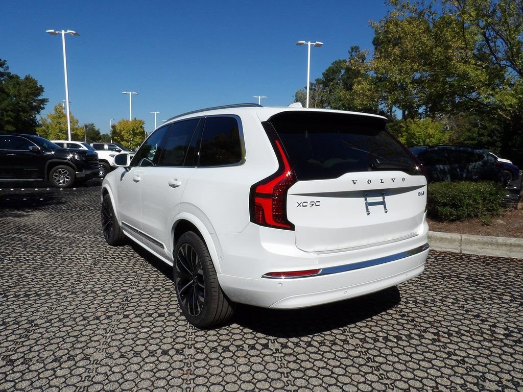 New 2026 Volvo XC90 B6 Plus w/ Protection Package Premier AWD/4WD image 8