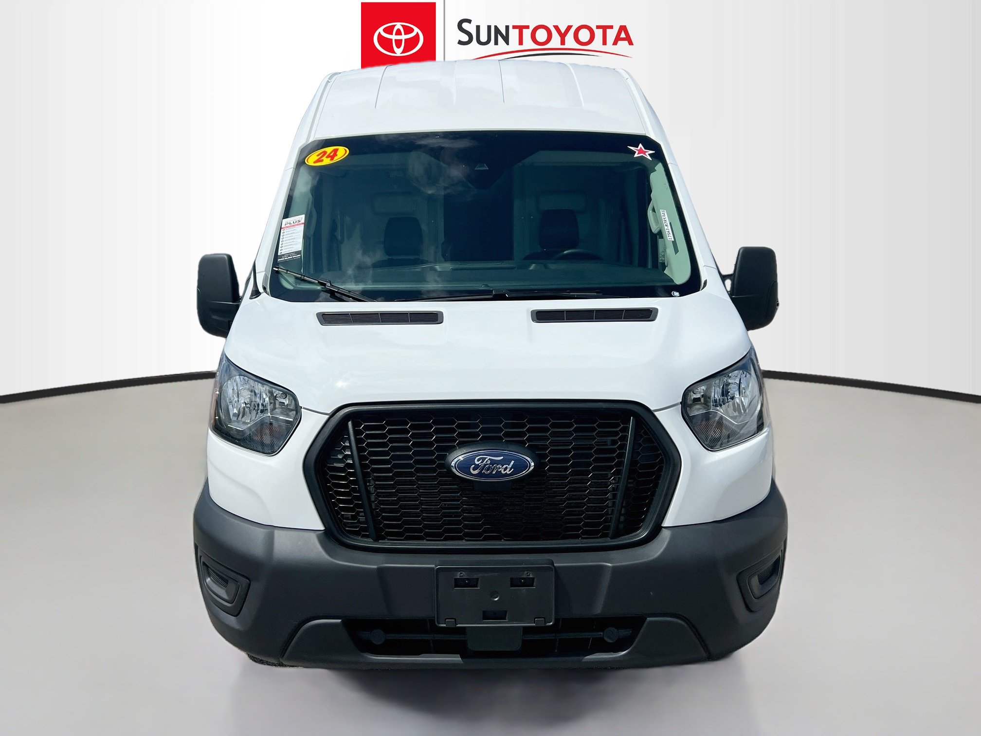 Used 2024 Ford Transit 250 148 High Roof Extended w/ Load Area Protection Package RWD image 10