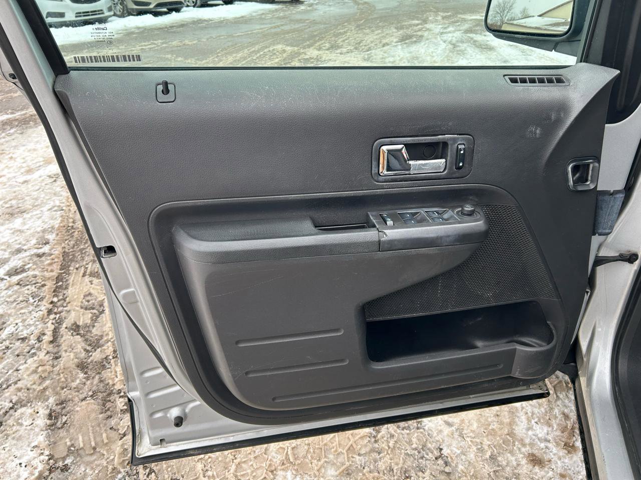 Used 2010 Ford Edge SE image 14