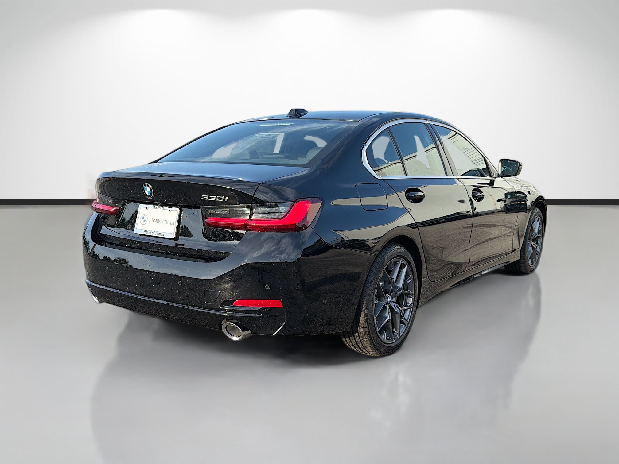 New 2026 BMW 330i Sedan w/ Convenience Package RWD image 3