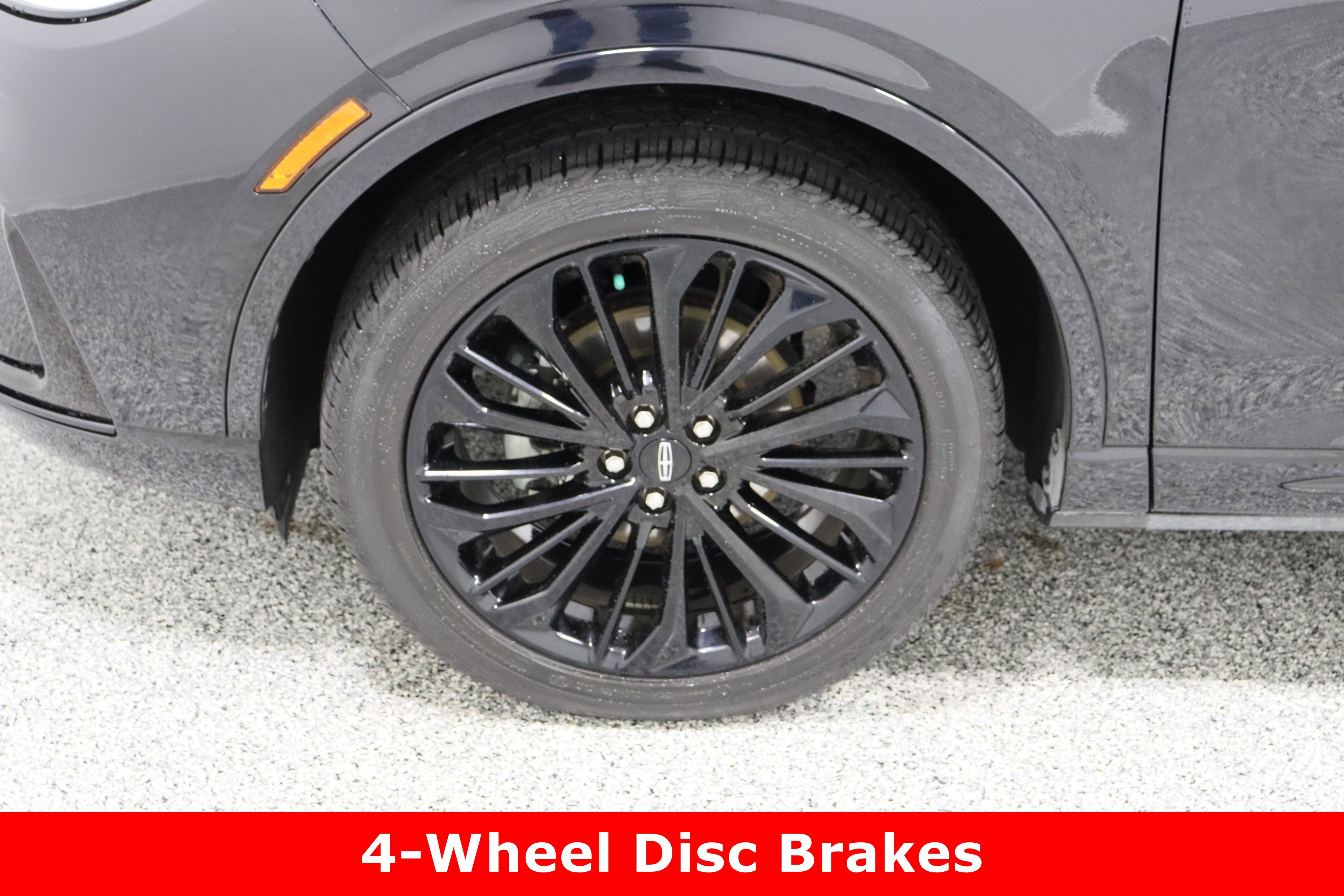 Used 2024 Lincoln Corsair Reserve w/ Equipment Group 201A image 11