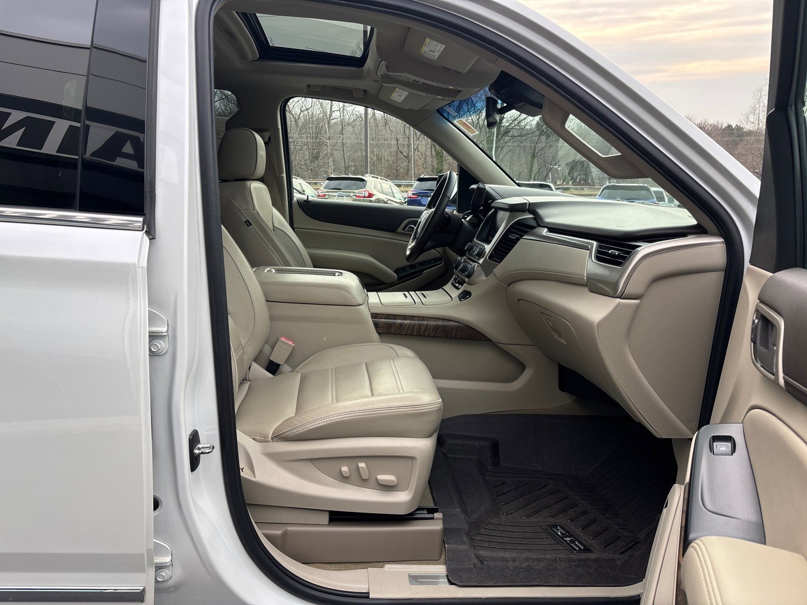 Used 2018 GMC Yukon Denali w/ Denali Ultimate Package image 49