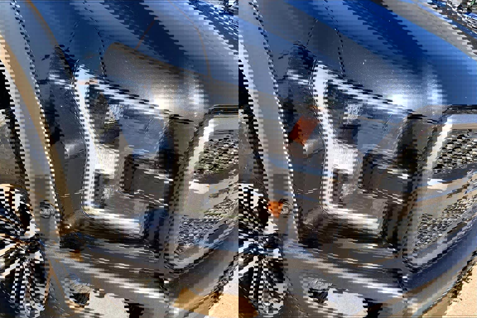 Used 2020 Ford F150 Raptor image 28