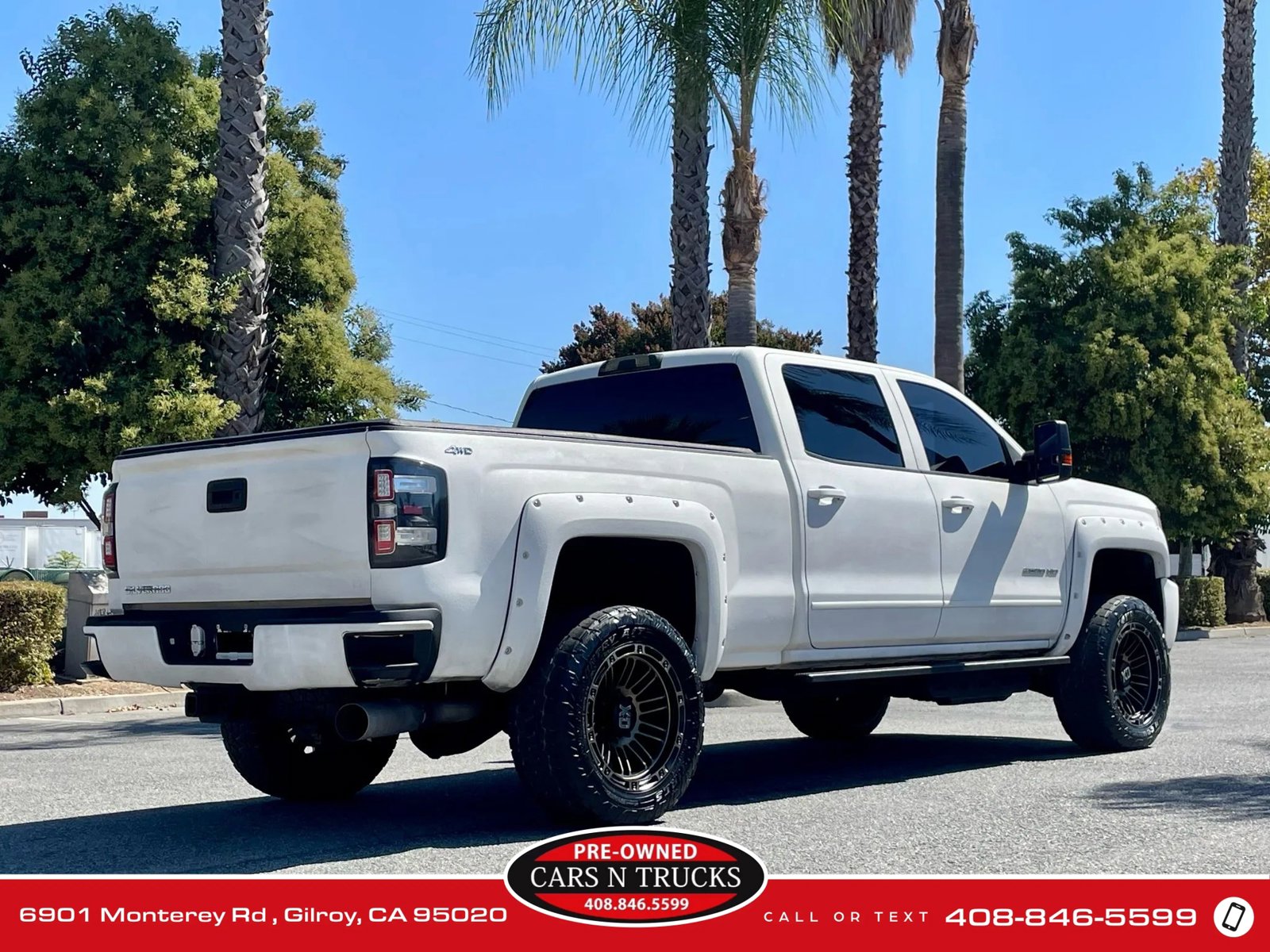 Used 2018 Chevrolet Silverado 2500 LT w/ Z71 Package, Off-Road image 4